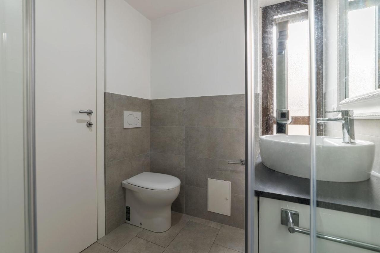 Sant'Angelo Modern Apartment روما المظهر الخارجي الصورة